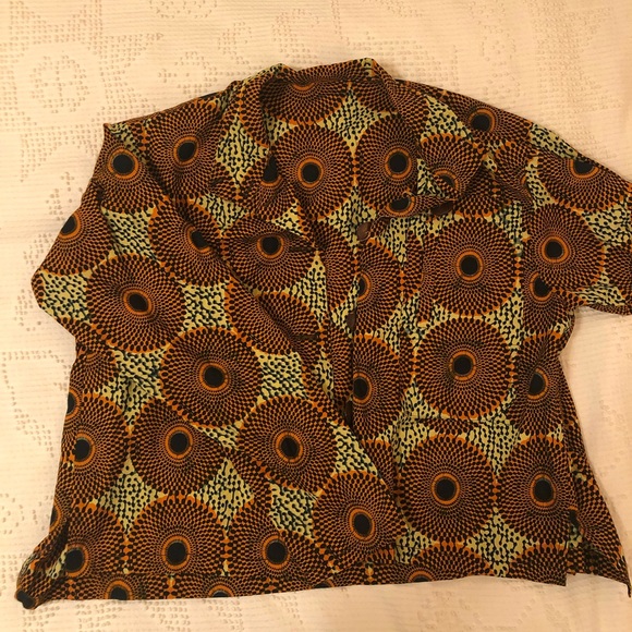 Retro button up - Picture 1 of 1
